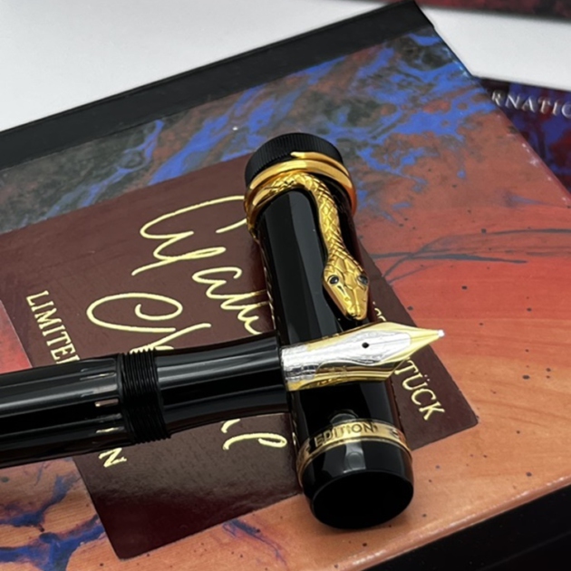 Montblanc Agatha Christie Vermeil 4810 Limited Edition