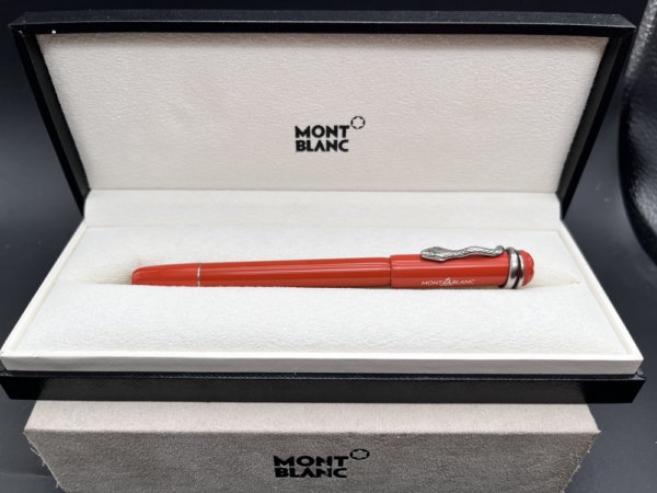 MONTBLANC Heritage Rouge et Noir Füller