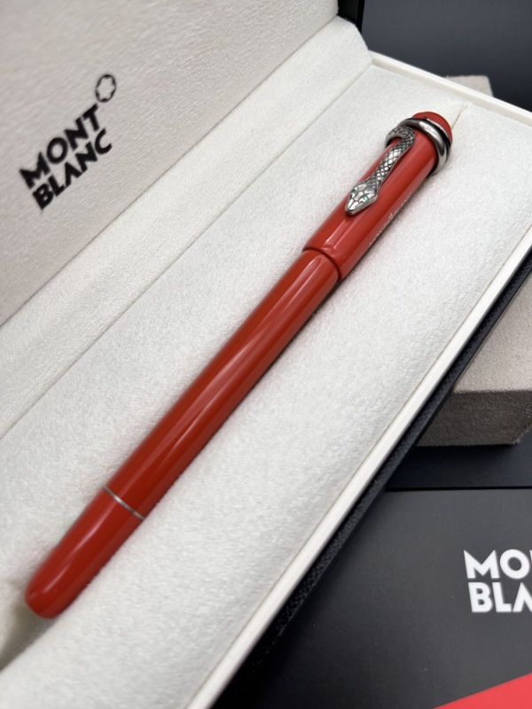 MONTBLANC Heritage Rouge et Noir Füller