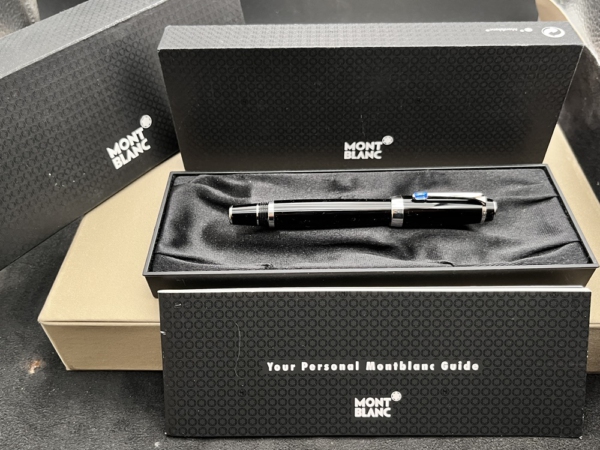 MONTBLANC Boheme Platinum Rollerball Bleu mit künstlichem Saphir Top Zustand