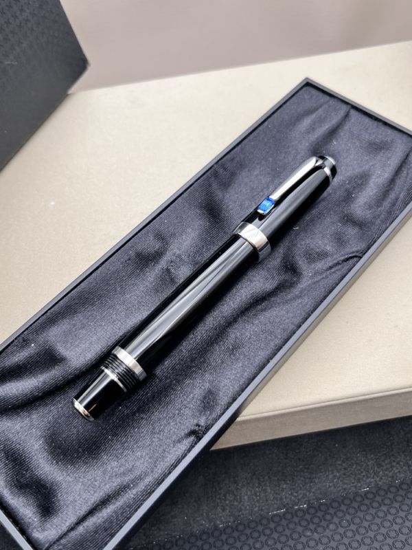 MONTBLANC Boheme Platinum Rollerball Bleu mit künstlichem Saphir Top Zustand