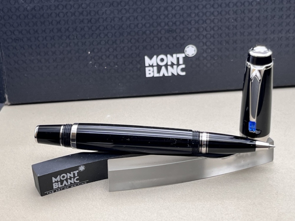 MONTBLANC Boheme Platinum Rollerball Bleu mit künstlichem Saphir Top Zustand