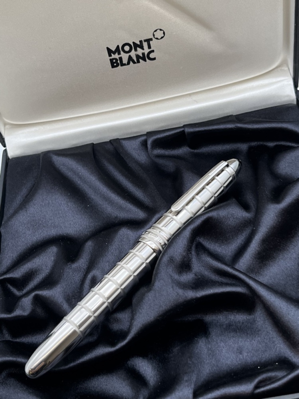 MONTBLANC MEISTERSTÜCK Le Grand Rollerball No. 162 Platinum Plated Facet