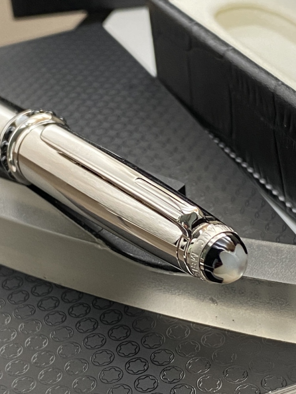 MONTBLANC Artisan White Pearl Magic Beauty II Füller & Kugelschreiber Leder Box
