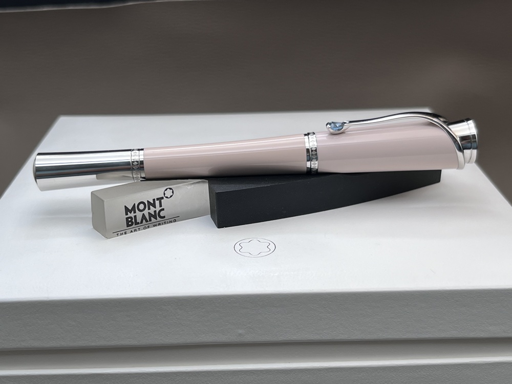 MONTBLANC MUSES Poudre Special Edition Rollerball Pen