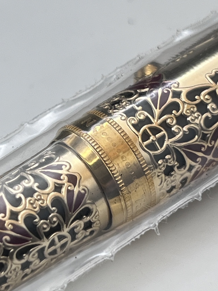 Montblanc Patron of Art – Semiramis 888 • Füllfederhalter Geflecht aus 750er (18 K) Gold – seltenes Einzelstück bei Montchrono.de