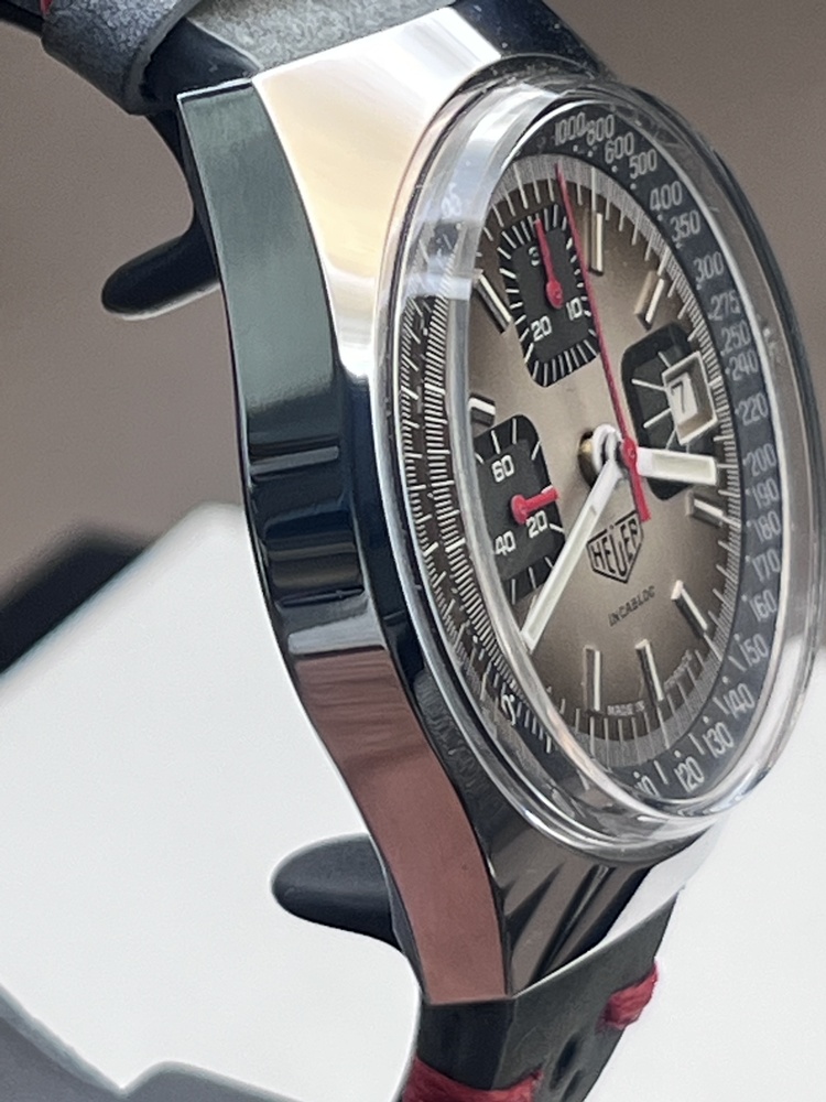 HEUER Chronograph 1611 Caliber 7765 - Incabloc - Top Zustand neues Armband