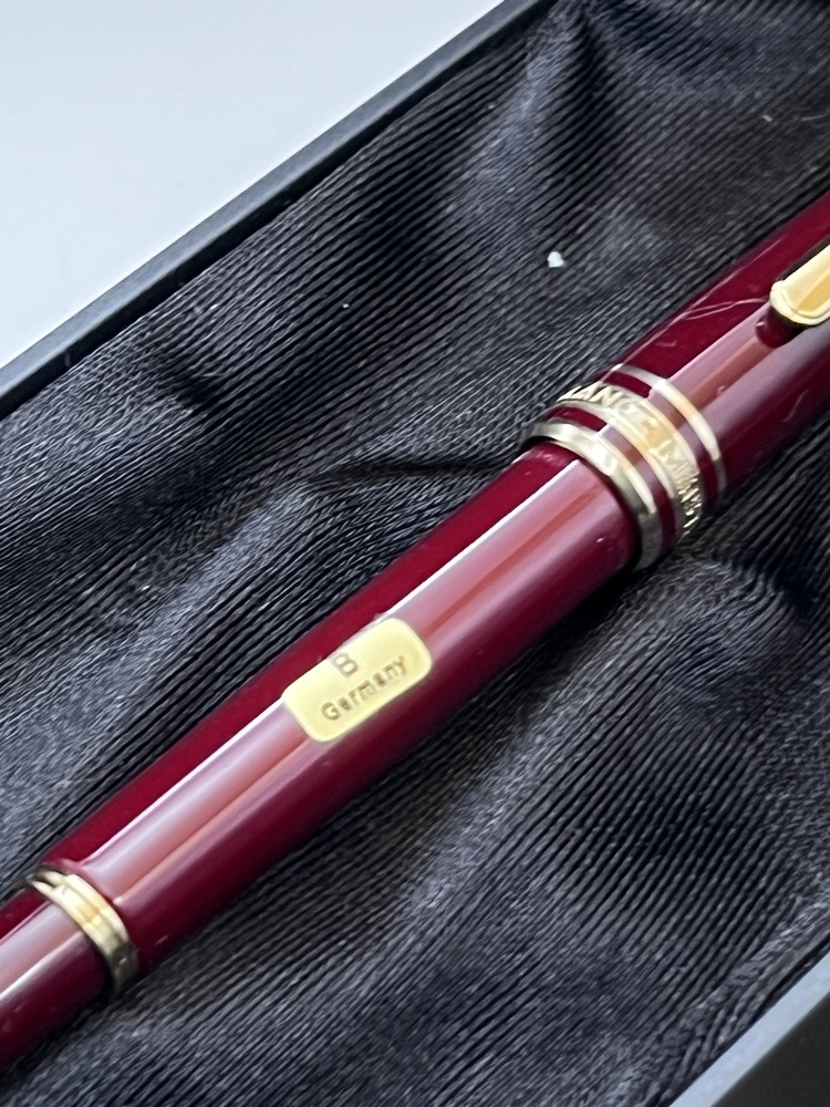 Montblanc Meisterstück Chopin bordeaux Füller No. 145