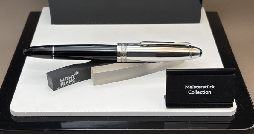 MONTBLANC Le Grand Solitaire Doue Steel Füller Montchrono