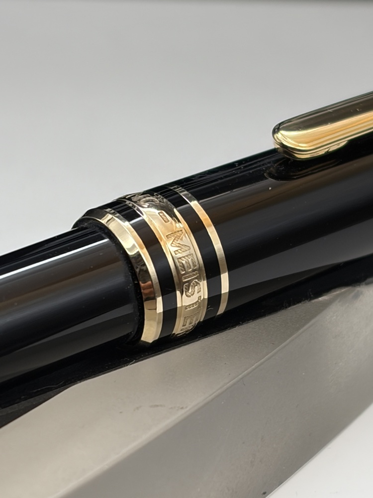 MONTBLANC MEISTERSTÜCK Mozart Füller No. 114 Schwarz - Gold Feder M - Montchrono