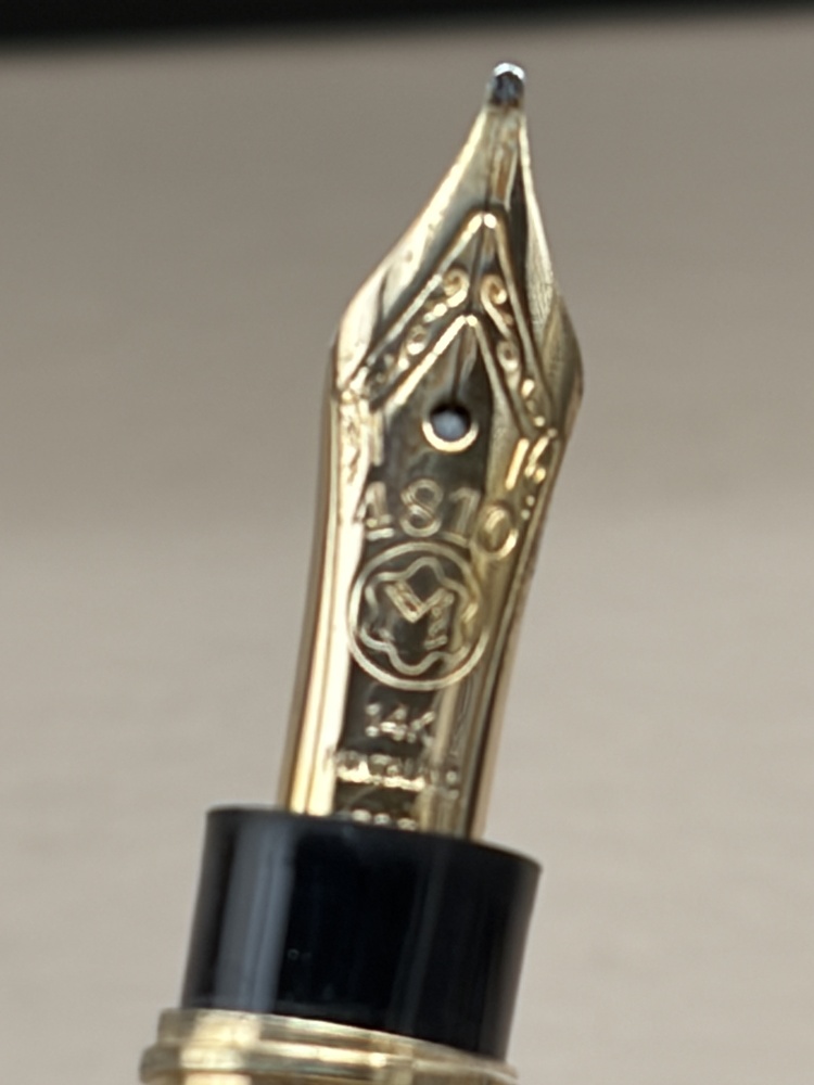 MONTBLANC MEISTERSTÜCK Mozart Füller No. 114 Schwarz - Gold Feder M - Montchrono