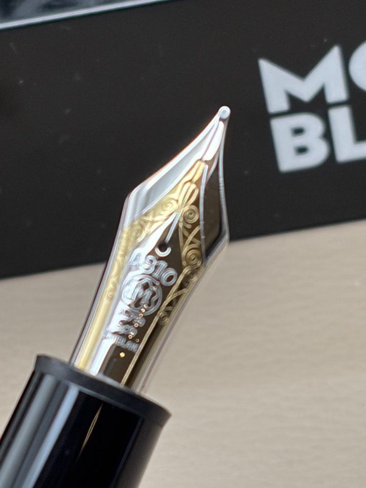 MONTBLANC MEISTERSTÜCK 149 Platinum FÜller 18K Feder Stärke M