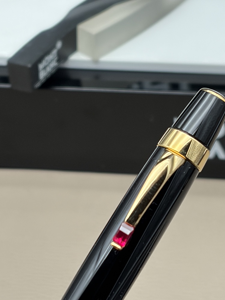 MONTBLANC Boheme Rouge et Noir Kugelschreiber im Top Zustand - Full Set