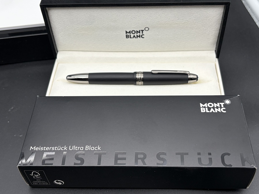 MONTBLANC MEISTERSTÜCK Ultra Black Le Grand Rollerball