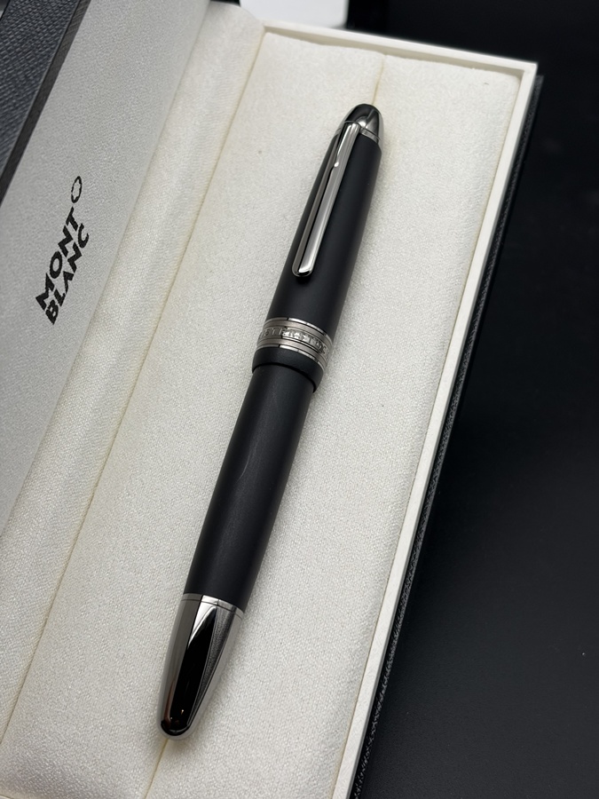 MONTBLANC MEISTERSTÜCK Ultra Black Le Grand Rollerball