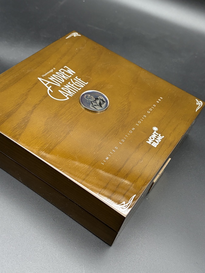 Montblanc Andrew Carnegie Patron of Art 888 Füller Solid Gold